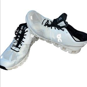 Mens on cloud X training shoes